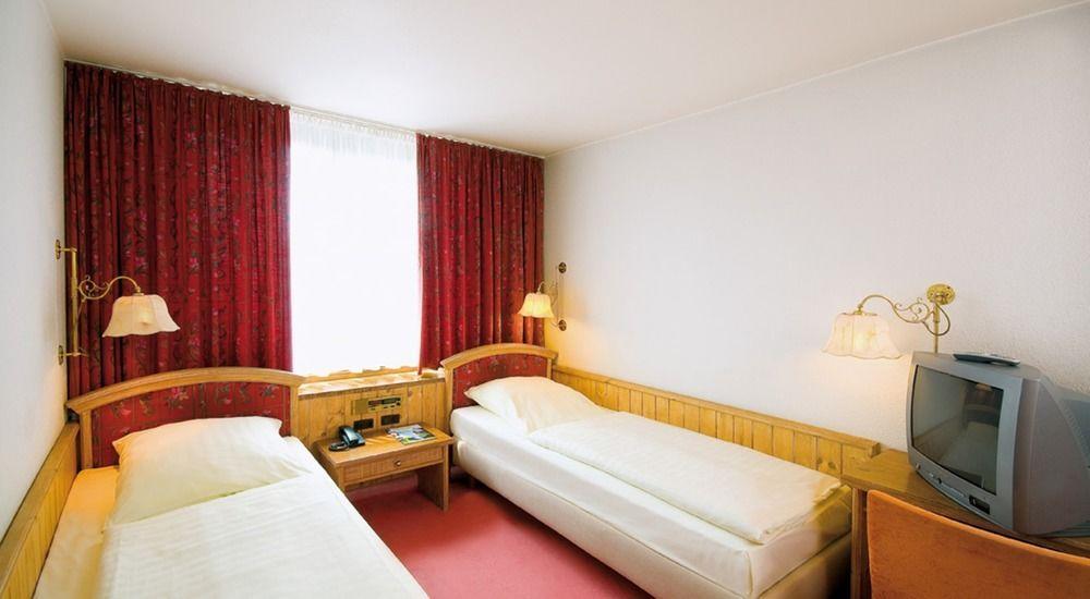 Hotel Regent Munich Bilik gambar